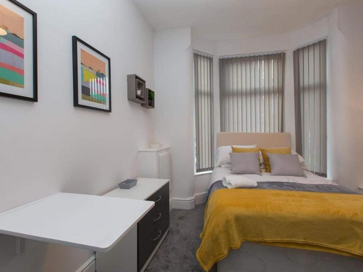 Townhouse @ 166 Ruskin Road Crewe Cameră foto